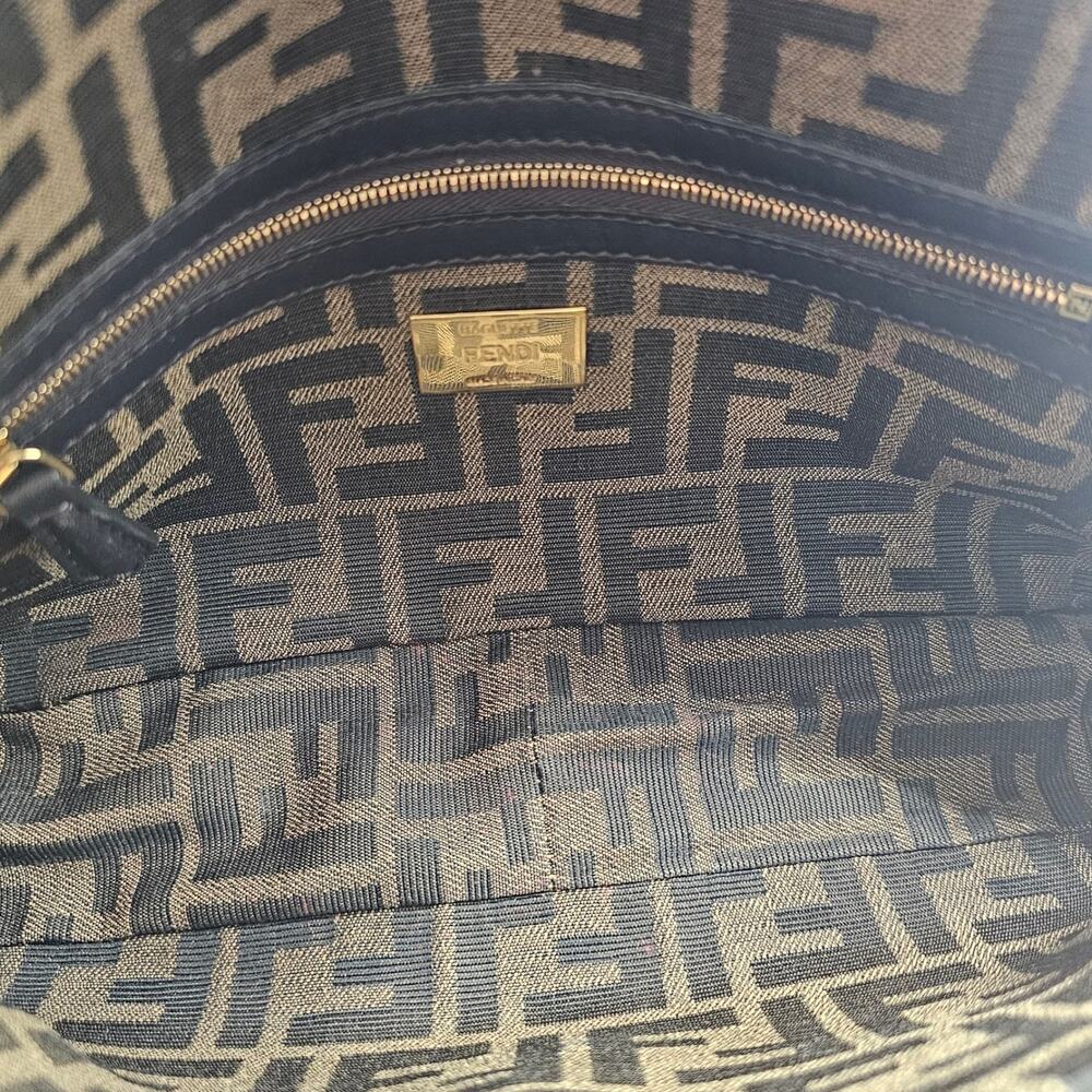 Fendi Baguette Brown FF Jacquard Shoulder Bag Gold FF Clasp - Preowned - Picture 8 of 16